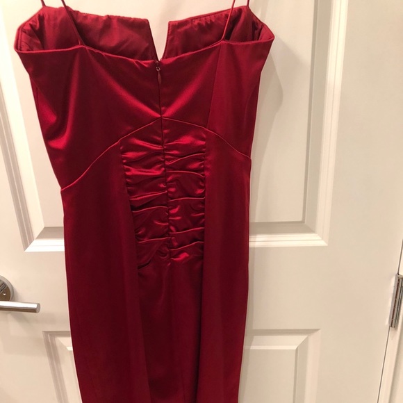 Nicole Miller collection strapping red bodycon - Picture 3 of 9